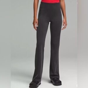 Lululemon Ribbed Softstreme Flared Pant *Regular size 0